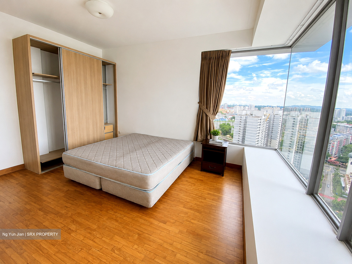 Centro Residences (D20), Condominium #582227341